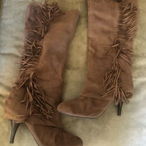 Women’s fringe boots
